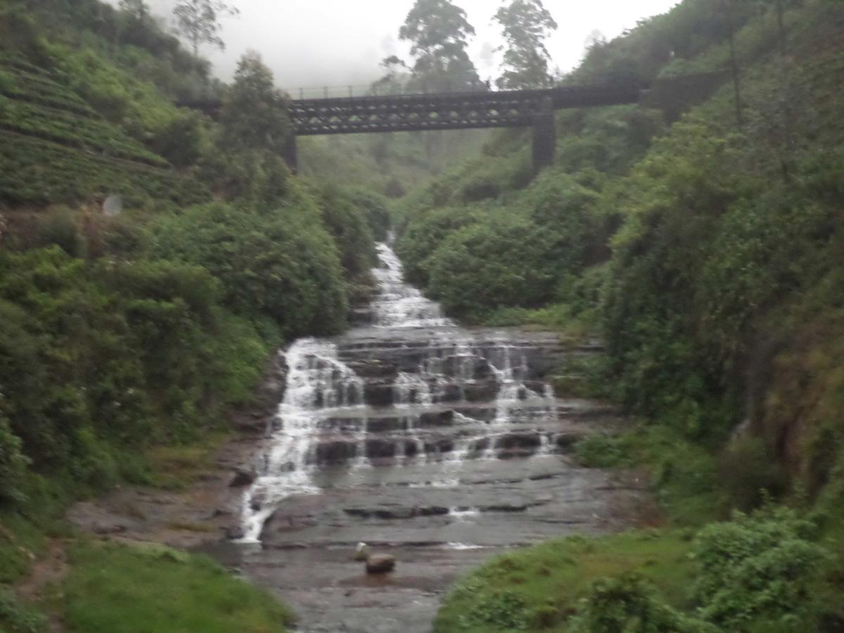 The Train View Bed and Breakfast Nuwara Eliya Exteriör bild